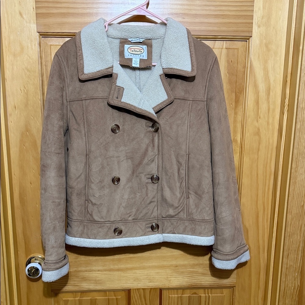 Talbots Vintage Tan & Cream Shearling Coat.  Size Petite Large.